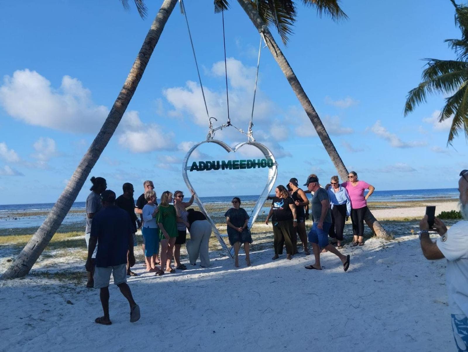 Charming Holiday Lodge- Addu Atoll Meedhoo, Maldives Екстер'єр фото